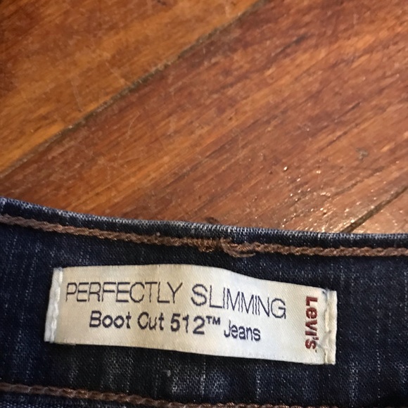 Levi’s Boot Cut 512 - Picture 5 of 7